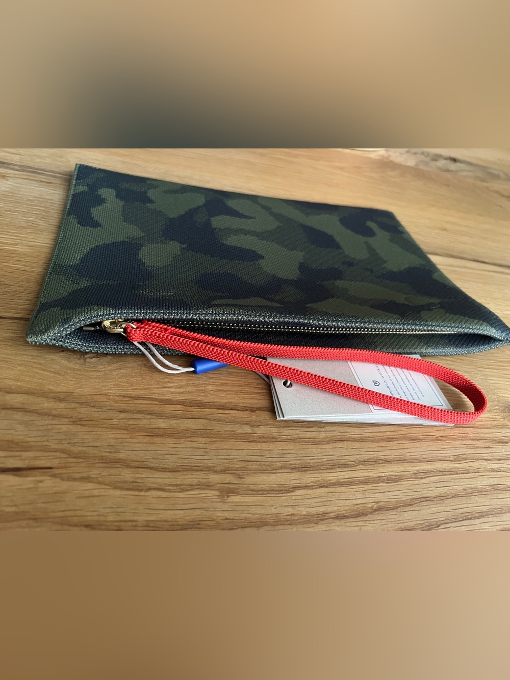 ROTHY’S ESSENTIAL POUCH WRISTLET, SAGE CAMO, NWT, *RETIRED* - Picture 8 of 11